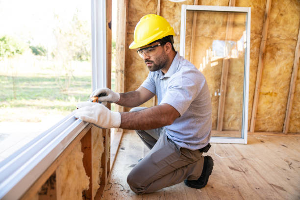Best Professional Insulation Contractor  in Magee, MS
